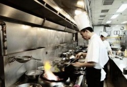 南沙厨师爆料事件视频,揭露后厨黑幕的内幕曝光