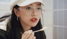 抖音戴头套的娱乐爆料者,娱乐爆料背后的故事