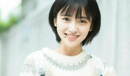 娱乐吃瓜助理小花