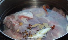 炖大骨头爆料视频,视频爆料背后的烹饪艺术