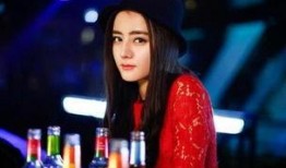 娱乐圈女主在颁奖典礼爆料,揭秘幕后真相